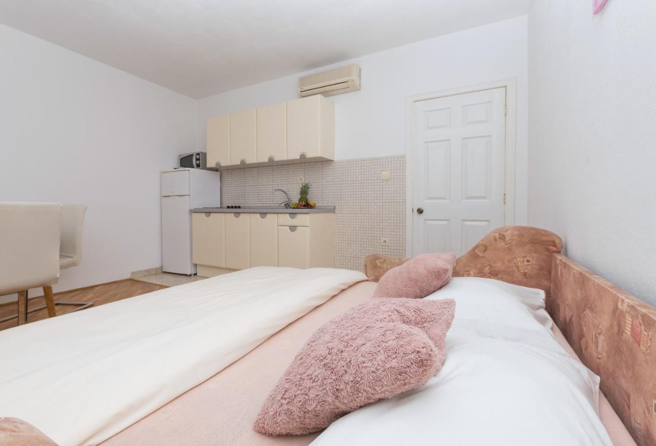 Skiljini Dvori - Apartman Makarska Exterior foto